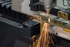 Benefits of Using Laser Cutting for Precision Manufacturing